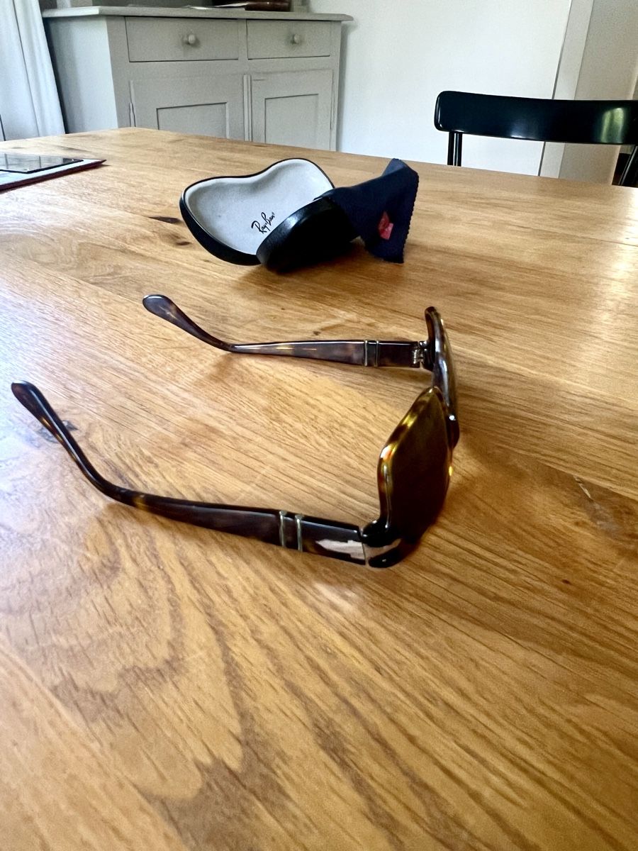 Persol Lunettes & Verres: Sonnenbrille Persol – D'occasion à Münchenstein par cor_wpw2 2