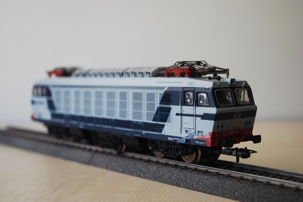 Rivarossi - FS, Pack de 2 locomotives électriques E.633 série 200