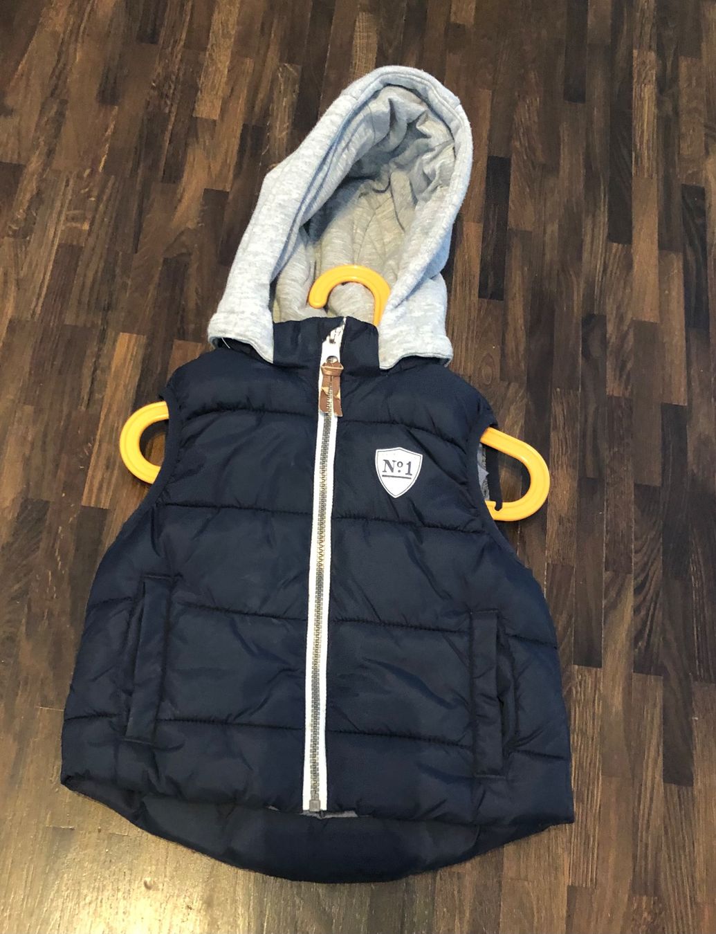 H&M Altro abbigliamento per bambino: Gilet Grösse 98/104 – Usato da St. Gallen venduto da Melina020