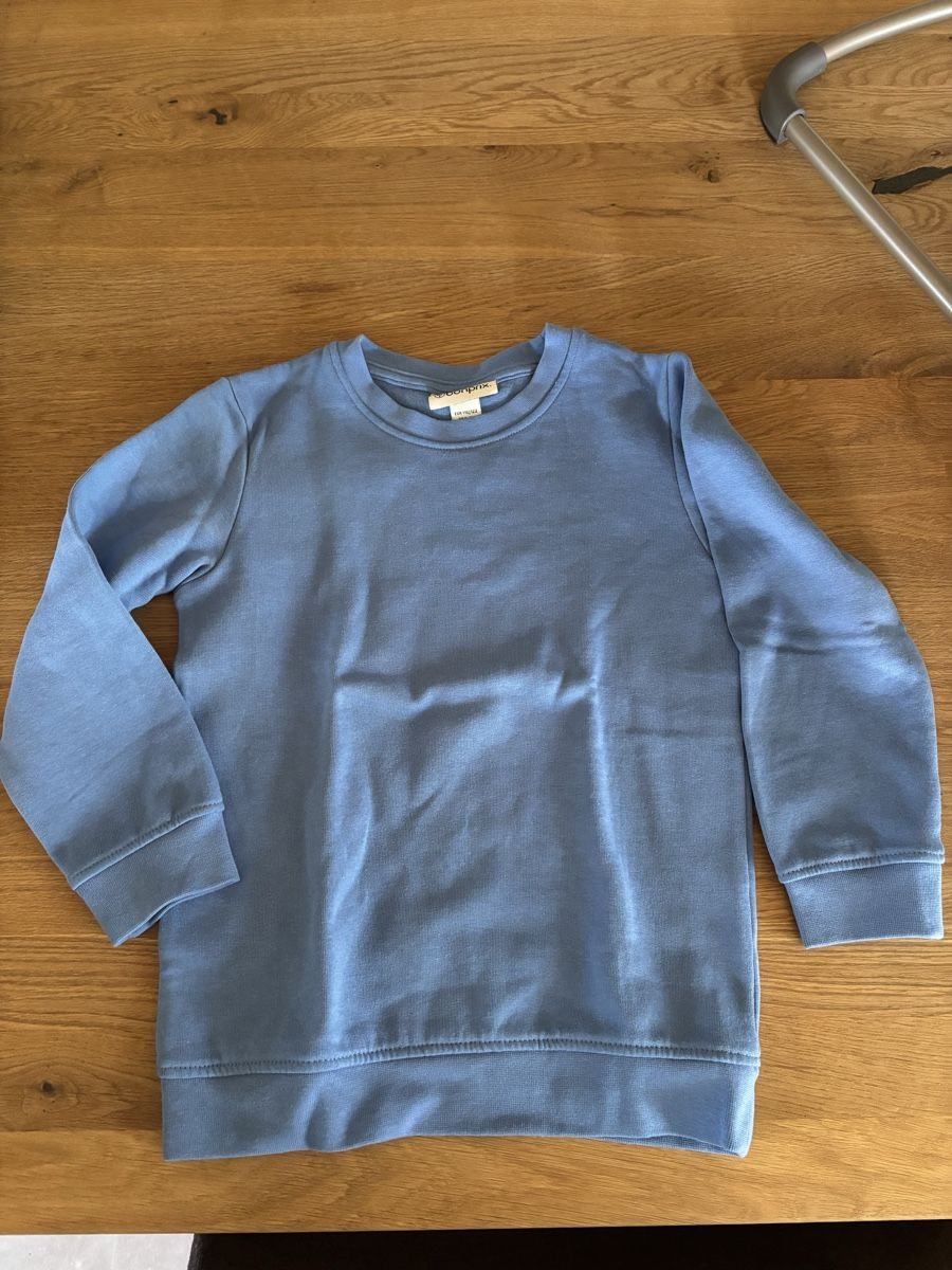 Maglioni & Felpe: Sweatshirt, Pullover, Gr. 116/122, neuwertig – Usato da Hagenbuch ZH venduto da LisaChristine