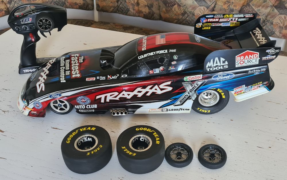 Traxxas 6916 Funny Car Rear Wing - Replacement RC Part