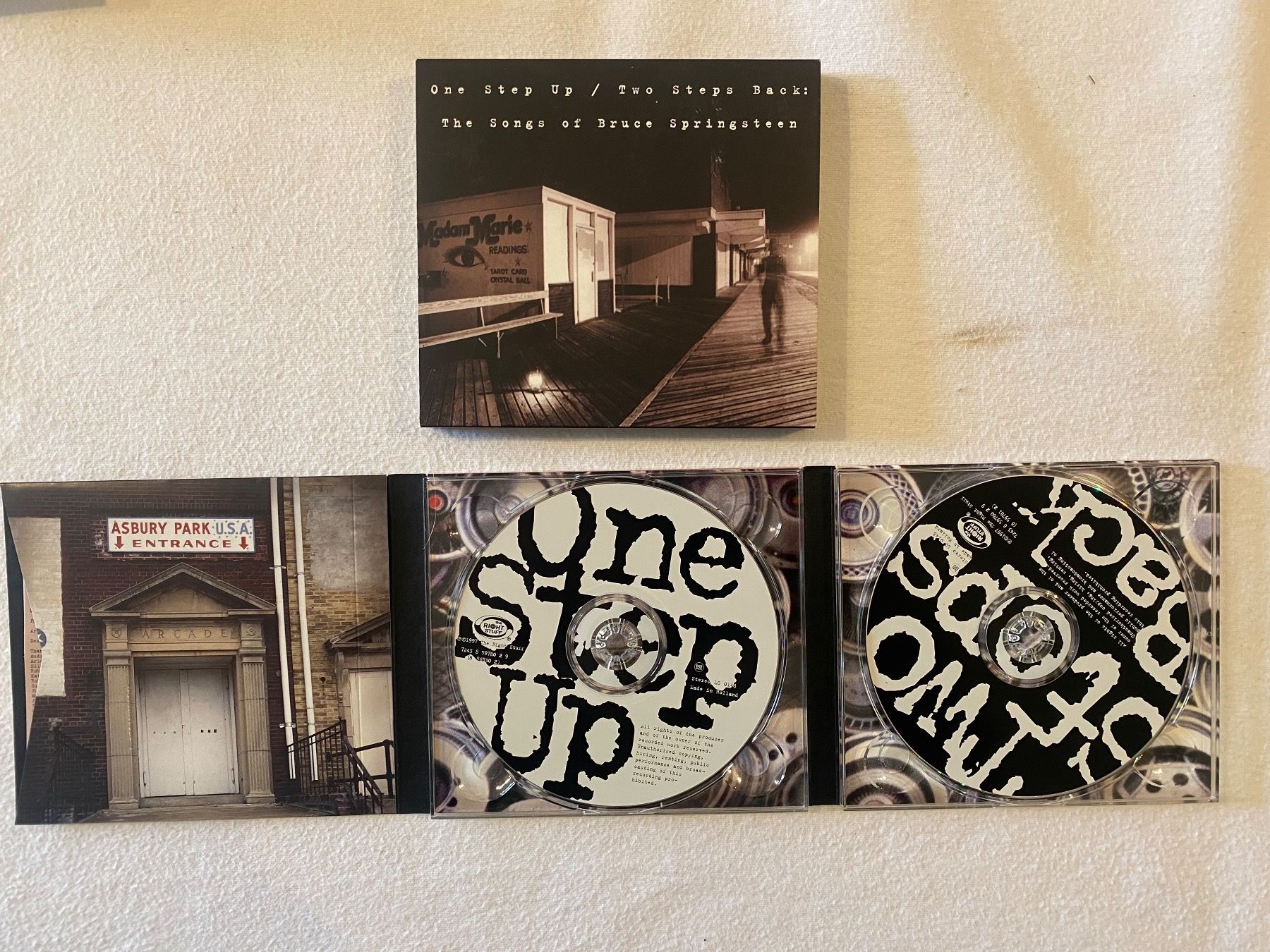 CDs: Bruce Springsteen - One Step up / Two Steps back (2 CD Box) – Neu (gemäss Beschreibung) aus Duggingen von  2