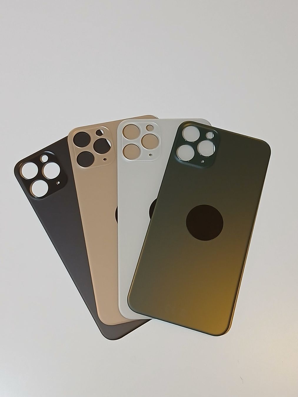 Apple Cover & Protezioni schermo: Coque arrière Iphone Iphone 11 Pro – Nuovo e nell'imballaggio originale da Leukerbad venduto da wor_sf98