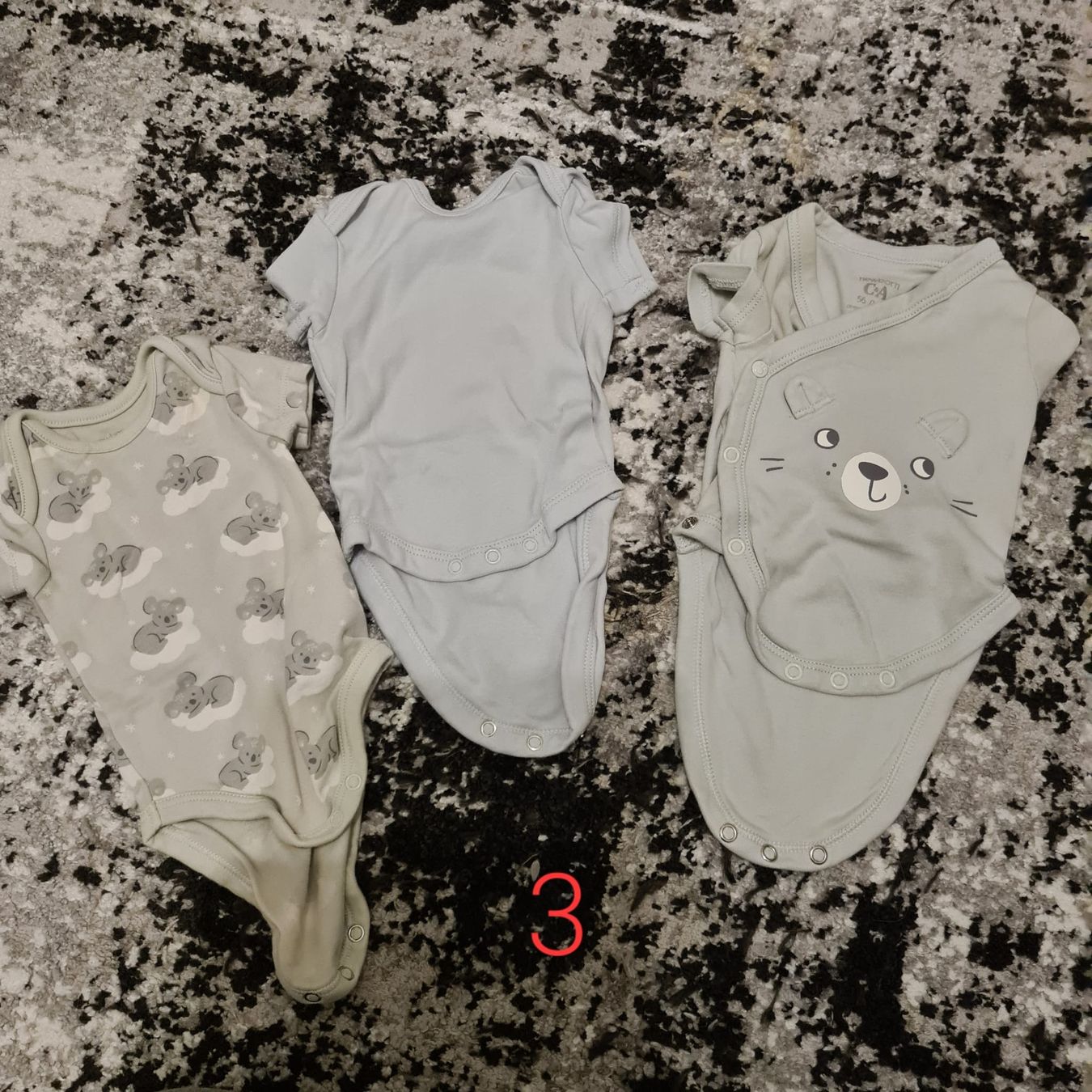 Lotti & Set di vestiti: Baby Kleider Set 3 Grösse 50-56 – Usato da Stansstad venduto da saschaz88 2