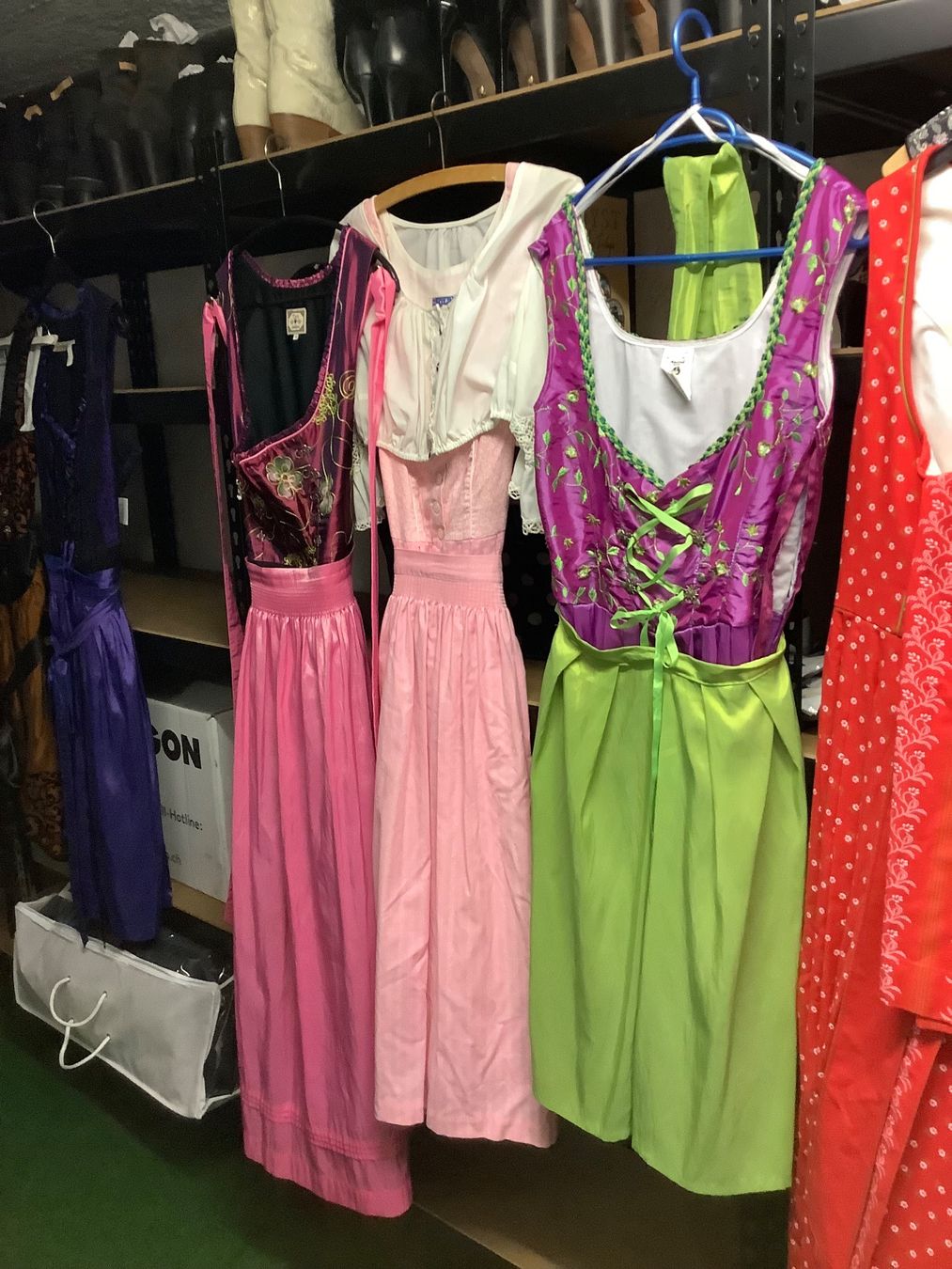 Kleider: Diverse Marken Dirndl – Gebraucht aus Frenkendorf von Justin98 4