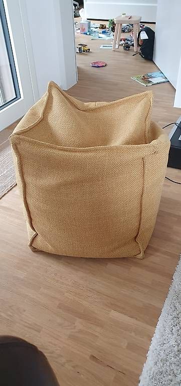 Sgabelli: Puff/Hocker von Möbel Pfister – Usato da Zürich venduto da zuHause75