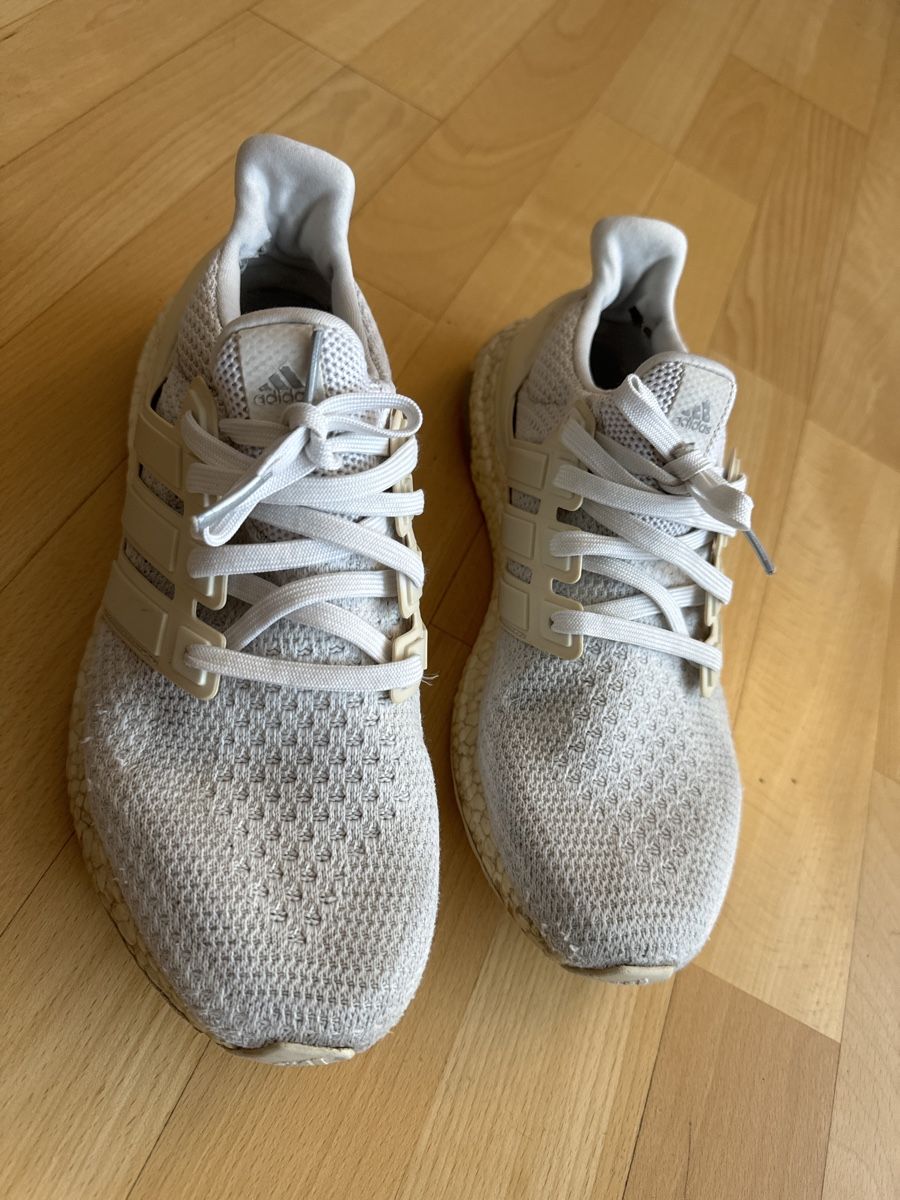 Scarpe da uomo: Adidas Ultra Boost, Gr. 42 2/3 weiss – Usato da Abtwil SG venduto da ale2002