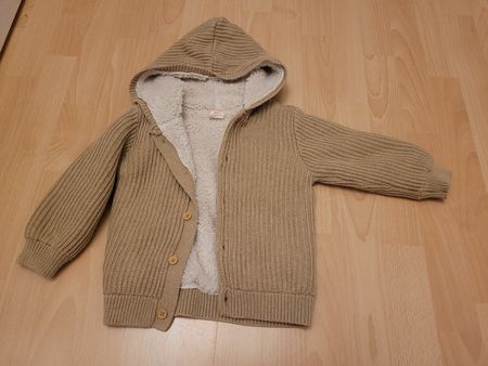 flauschiges Jäggli gr. 98