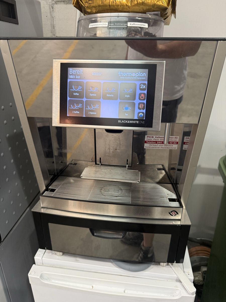 Thermoplan Kaffeemaschinen & Espressomaschinen: Profi-Kaffeemaschine  – Gebraucht aus Romanshorn von B.abduli 1