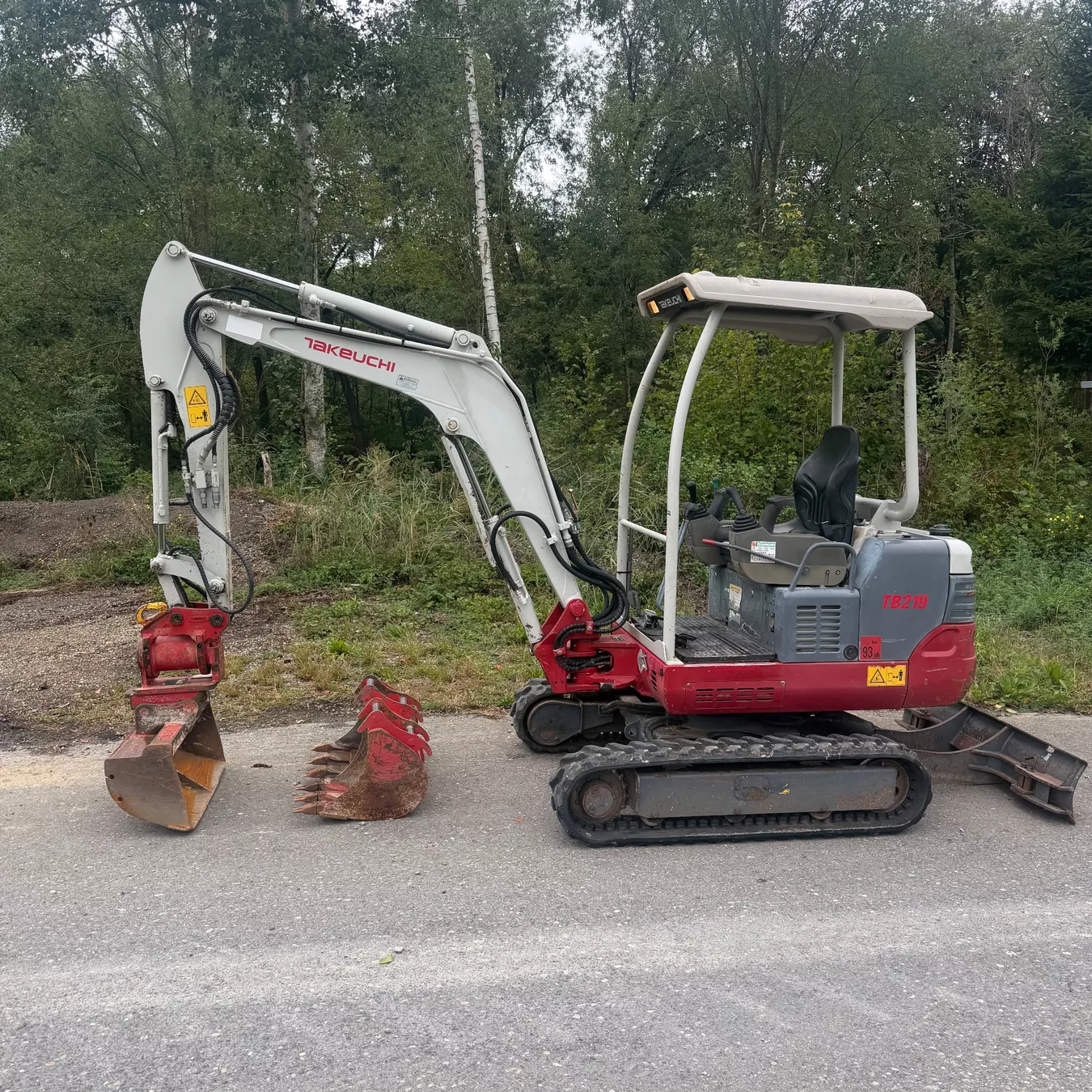 Takeuchi Escavatori: Takeuchi TB216 & TB219 – Usato da Menziken venduto da TairiBaumaschinen10 6