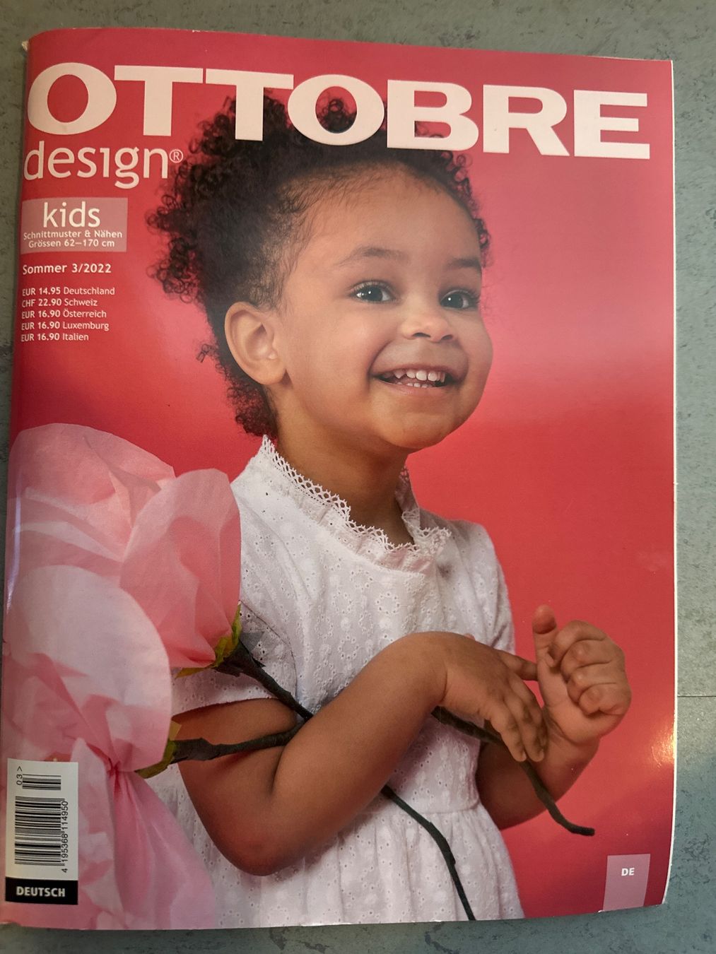 Riviste & Magazine: Nähzeitschrift Ottobre 3/22 – Usato da Grüningen venduto da lovinho