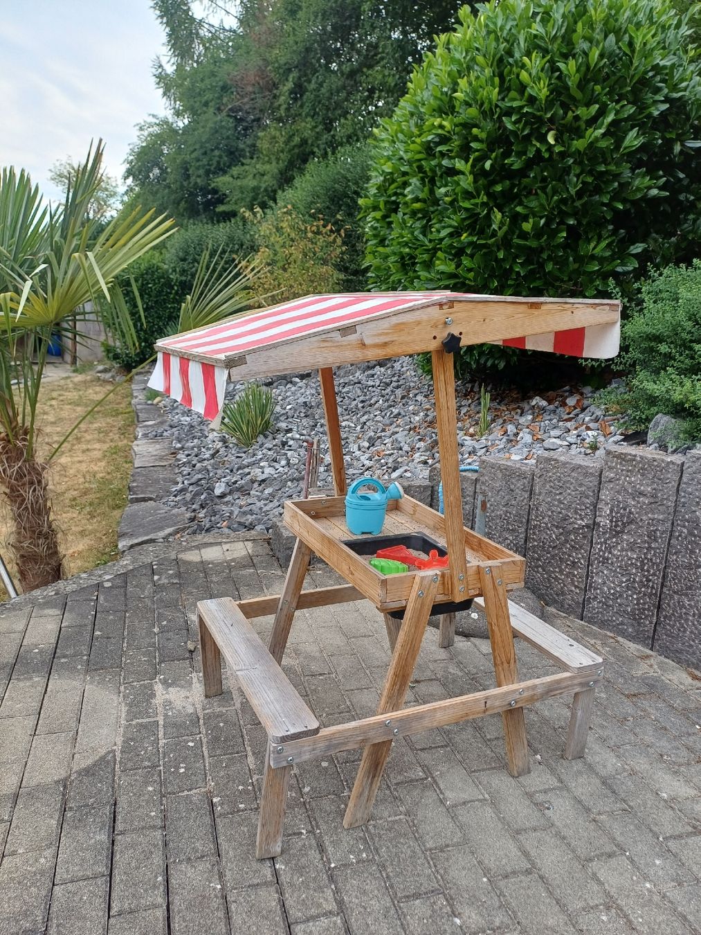 Sandkasten: Sandkasten mit Dach und Bänken gebraucht – Gebraucht aus Egolzwil von arn_njp7