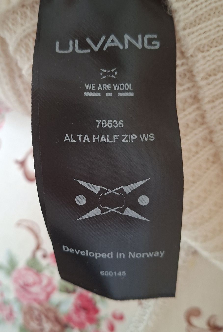 Maglioni & Felpe: Damen Wollpullover Ulvang Alta Half Zip Grösse S – Usato da Kriens venduto da Wolly85 4