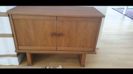 Vintage Kommode aus Massivholz