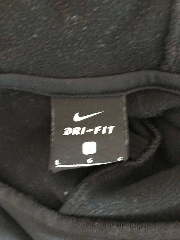 Nike Maglioni & Felpe: Pull NIKE noir dri-fit L – Usato da Muri b. Bern venduto da Saldayann 2