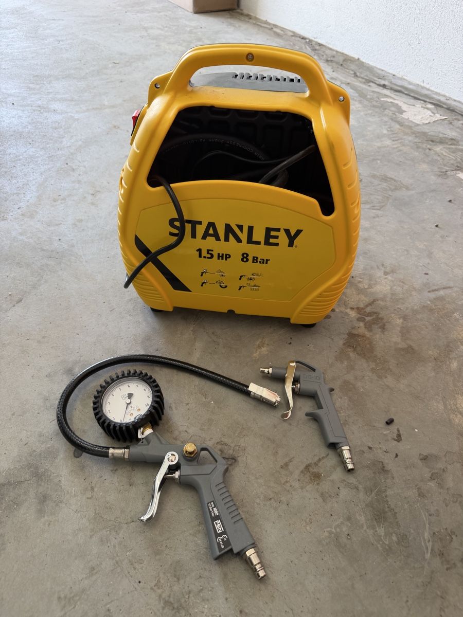 Stanley Compresseurs: Stanley Compressor air kit - 8 Bar – D'occasion à Sion par Senggchuppa
