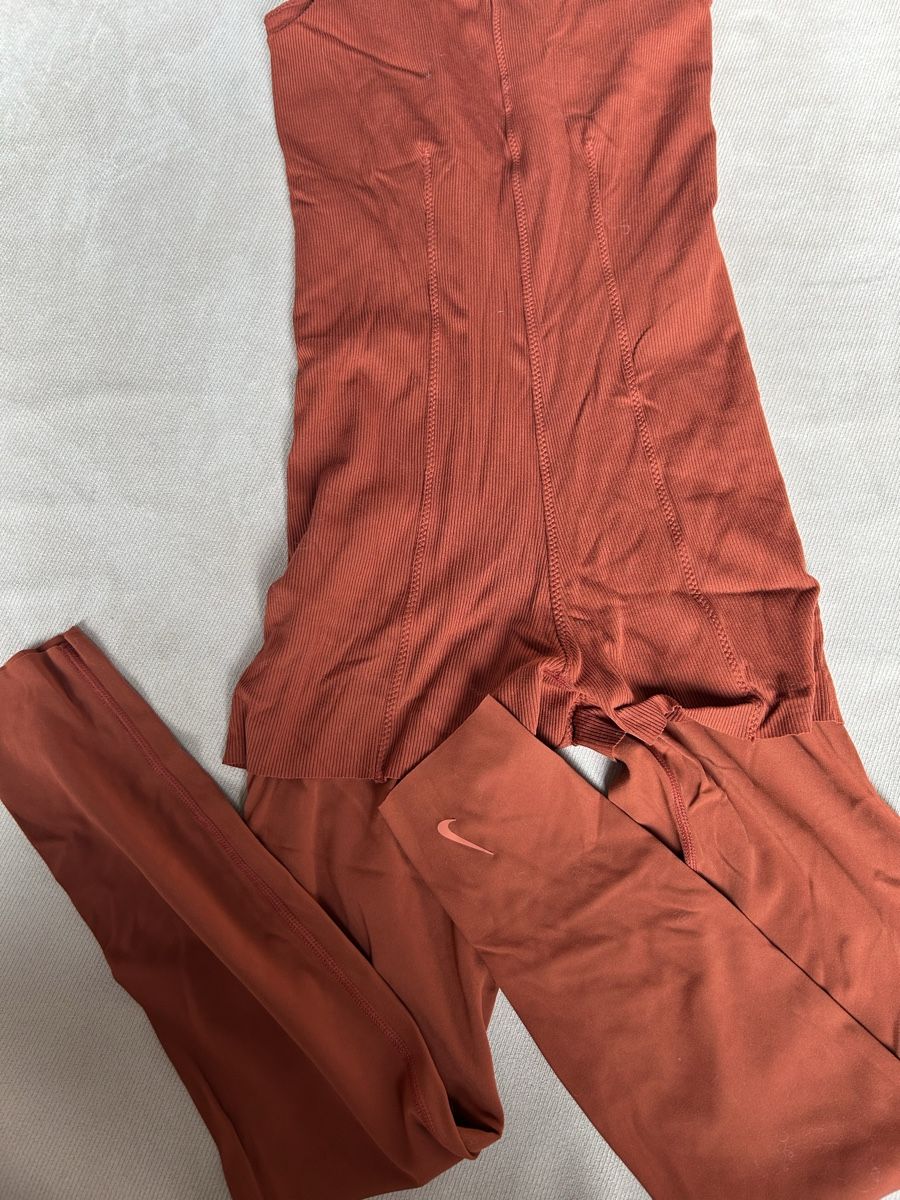 Nike Tute: Nike Trainingsanzug – Nuovo (secondo la descrizione) da Herrliberg venduto da sof_rk7l 2