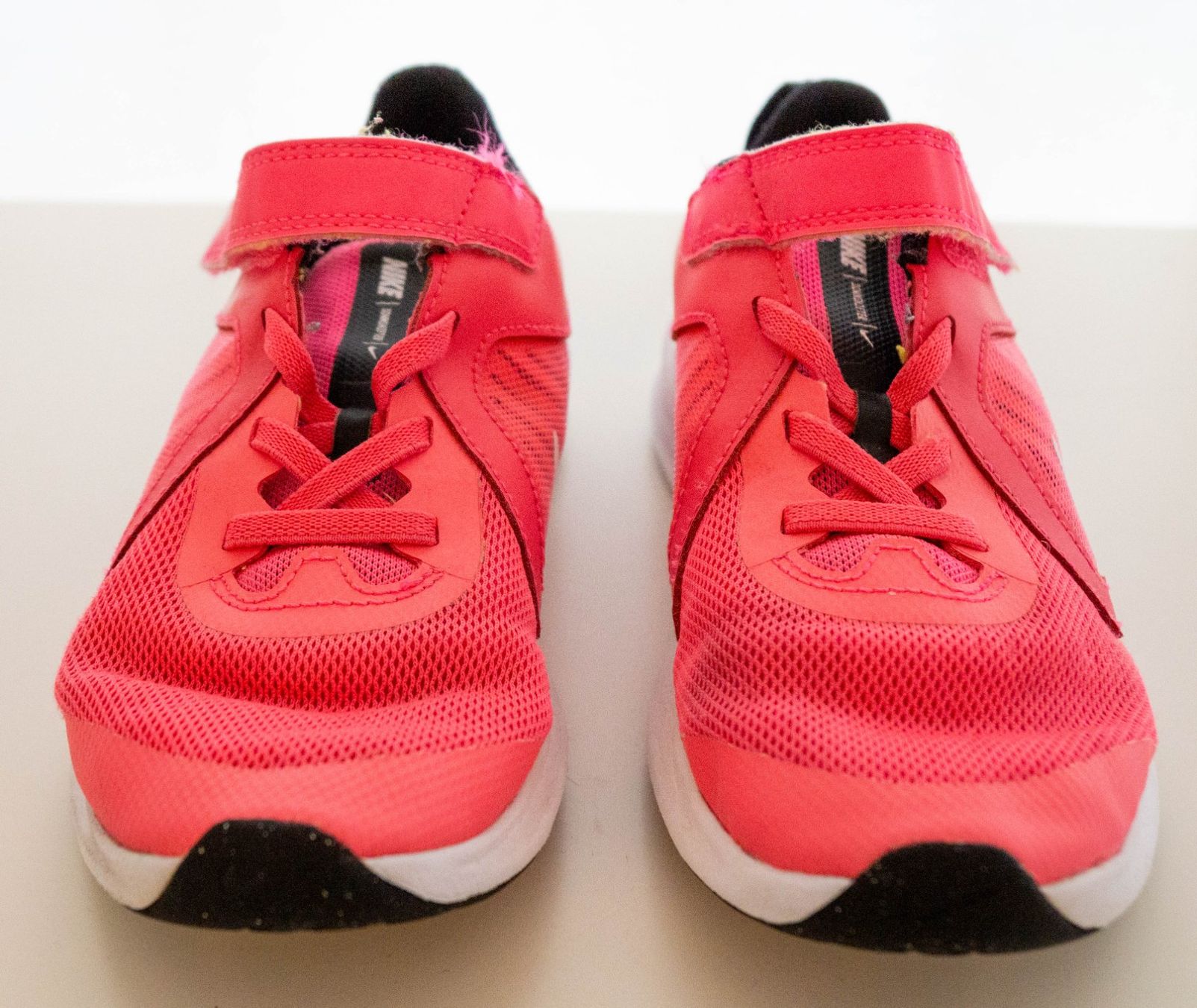 Nike Scarpe per ragazze: Nike Mädchen - Turnschuhe / Sneaker Gr.32 – Usato da Zürich venduto da sambaum 2