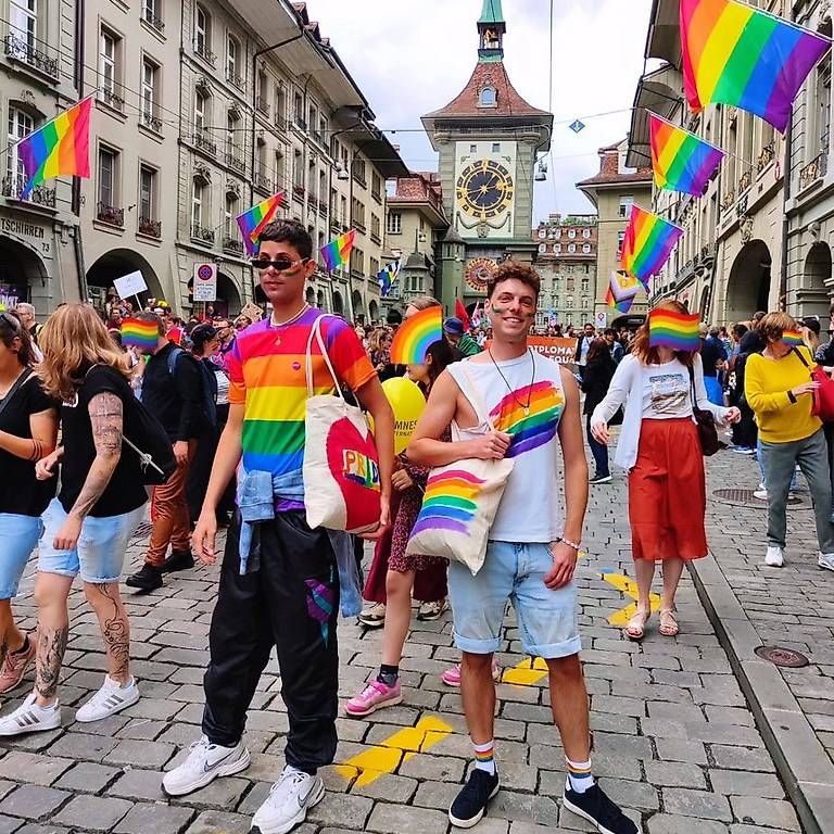 Taschen: Handbemalte Regenbogen Stofftasche aus Baumwolle / NEU – Gebraucht aus Hünibach von Diego_xx77 3