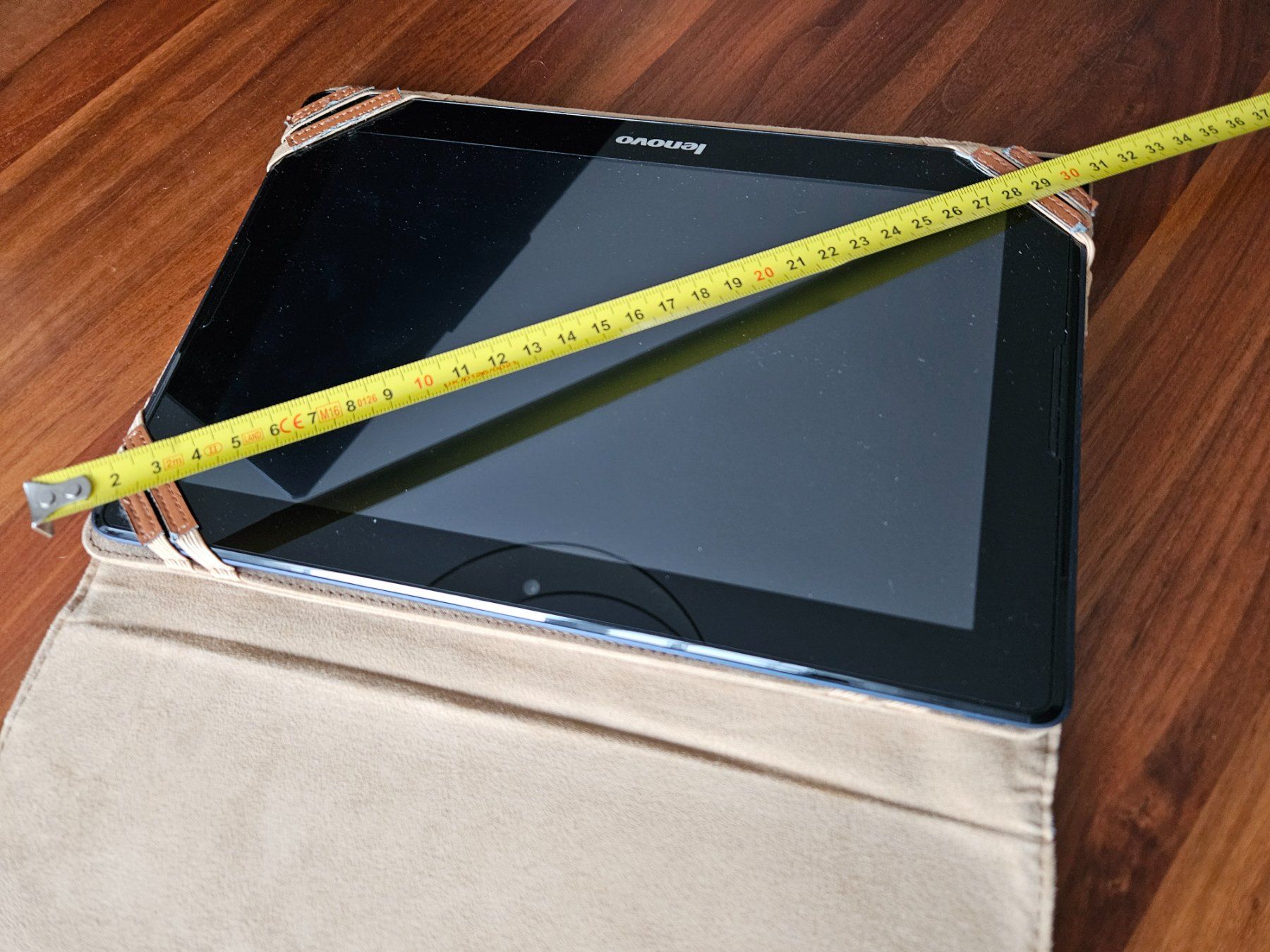 Lenovo Tablet PC: Lenovo Tablet mit Hülle – Usato da Untervaz venduto da FullFlap777 1