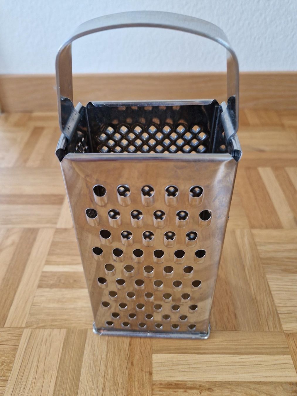 Elettrodomestici da cucina: Reiber aus Metall – Usato da Zürich venduto da yro_qvz7