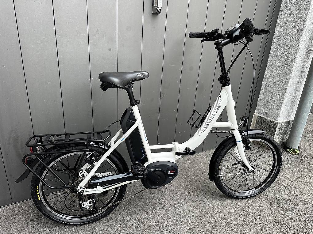 Velos: E-bike pieghevole Hercules Rob Fold 20  – Gebraucht aus Quartino von DiloUsato 2