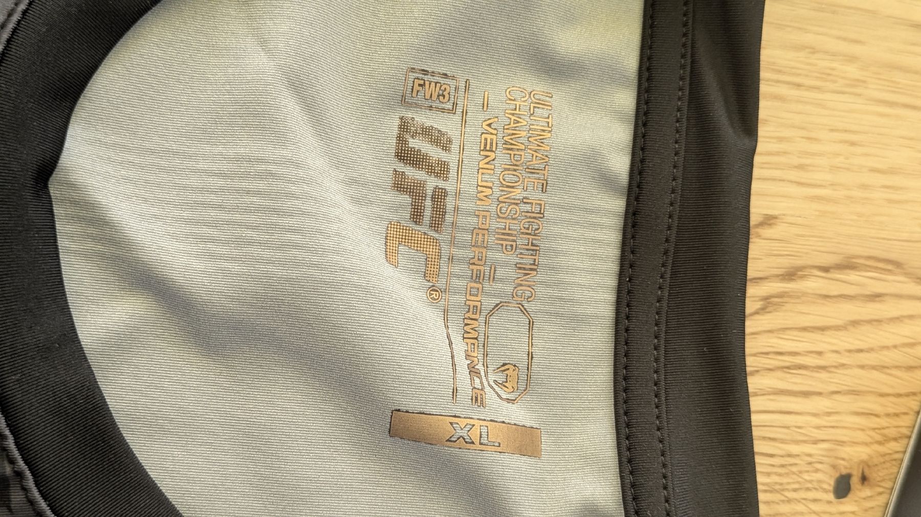 T-shirt: UFC Venum Performance T-Shirt ORIGINAL – Nuovo e nell'imballaggio originale da Zürich venduto da Sloba29 5