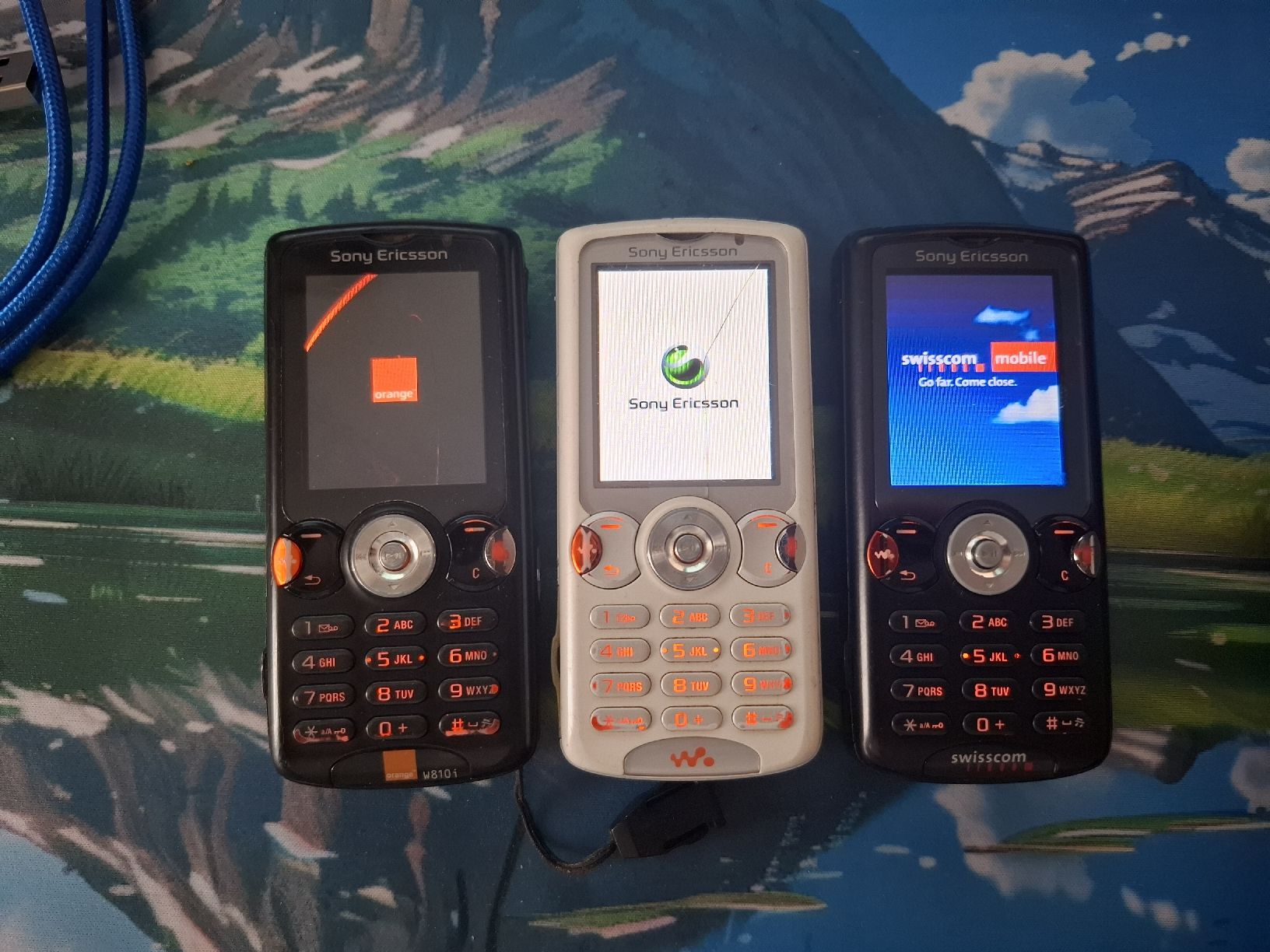 Sony Telefoni cellulari / Smartphones: 3 Sony Ericsson Sammlung – Usato da Basel venduto da Svidovic 1