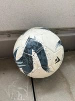 Fussball Macron Grösse 5 gebraucht Weiss Blau 46