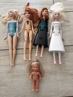 Frozen Puppen Elsa und Anna bespielter Zustand