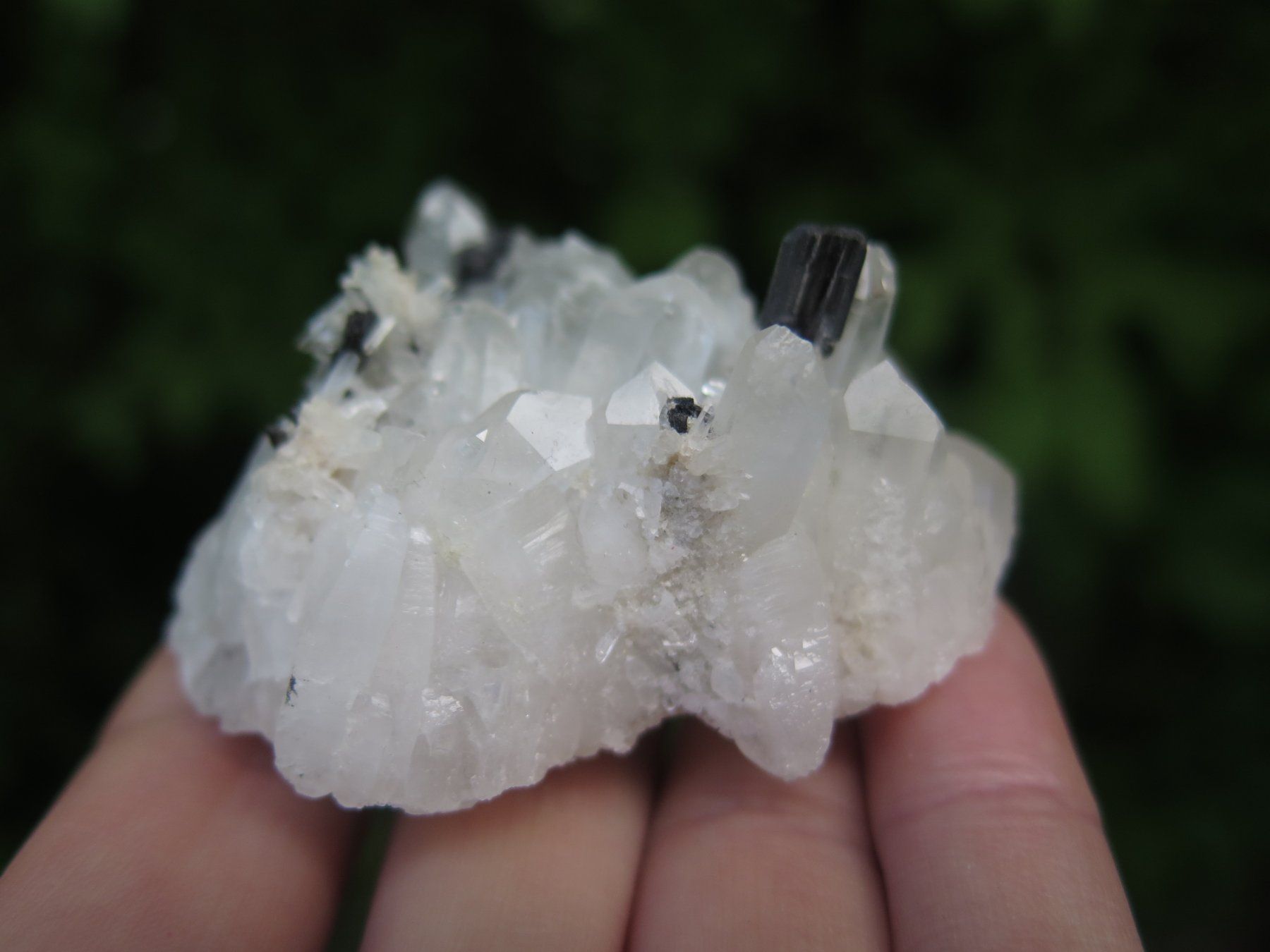 Mineralien & Heilsteine: Bergkristall mit Hübnerit – Gebraucht aus Schaffhausen von Yamakana51L8736OQ8 1