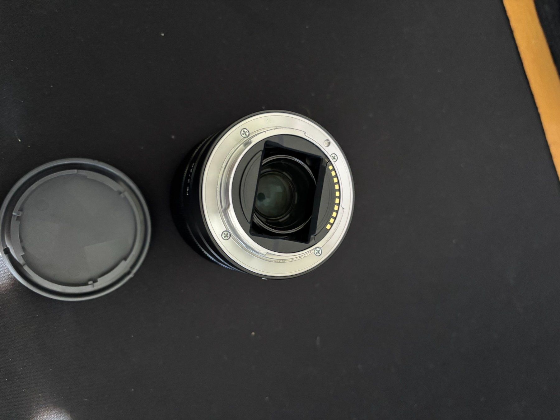 Sony Objectifs: Sony FE 28mm F2 – D'occasion à Riehen par gerard.tobin 1