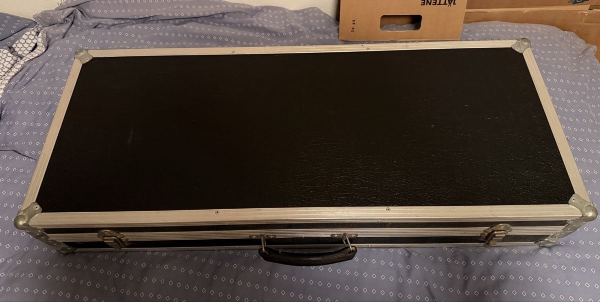 Reisekoffer: Instrumenten Piano Case – Gebraucht aus Basel von schaeryo