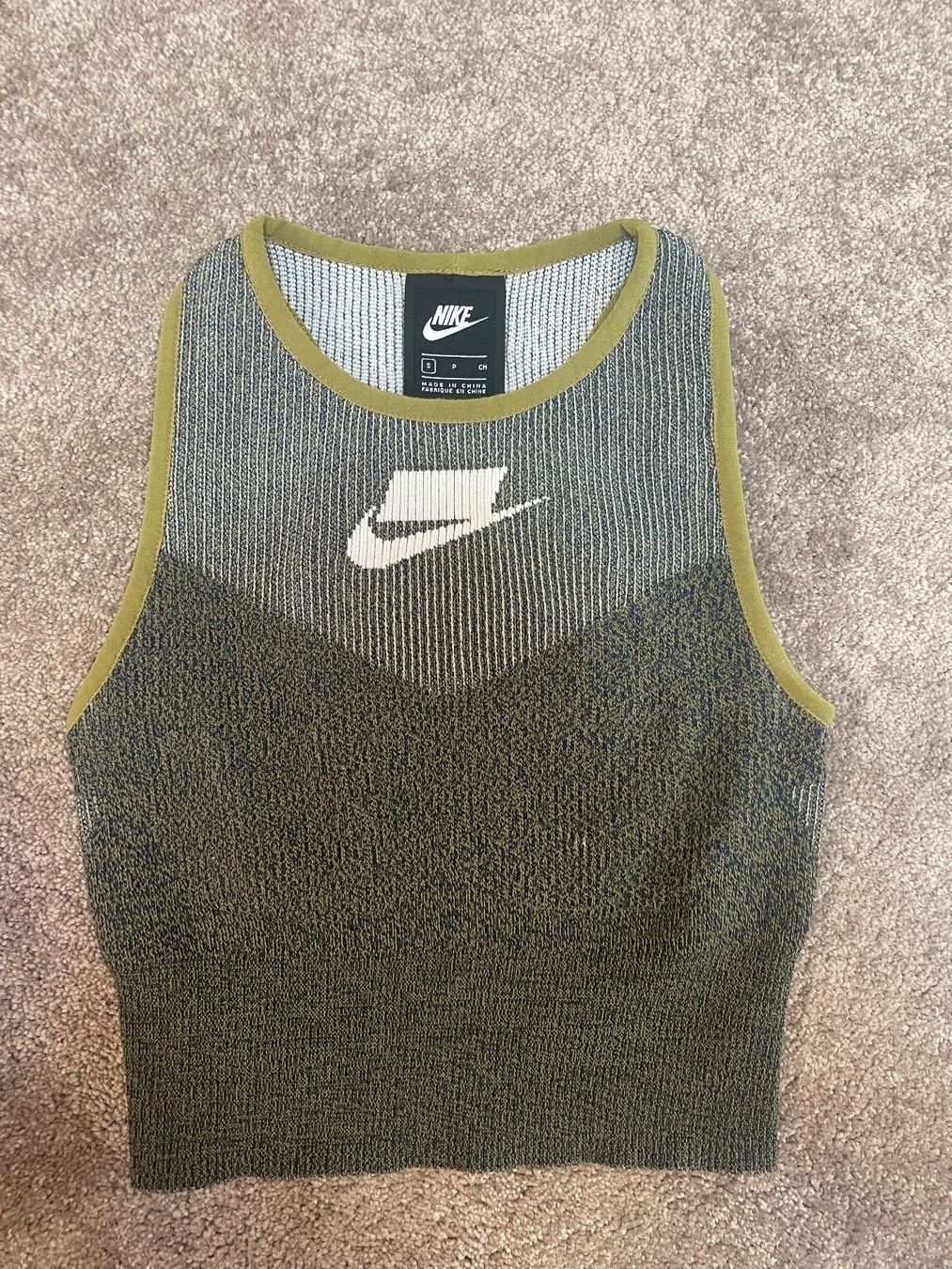 Nike Tops: Nike Top, Gr.S – Gebraucht aus Zürich von Caro55