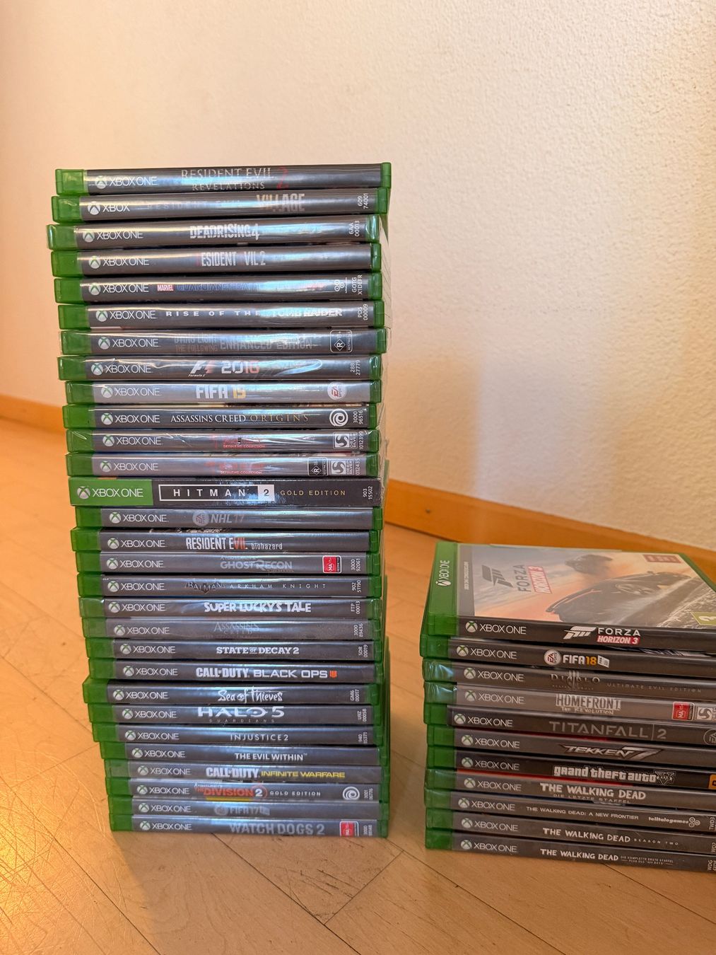 Microsoft Konsolen: Xbox Series X 1TB + 3 Controller inkl. Elite Controller – Gebraucht aus Triesen von MarEli080 1