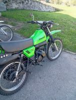 Motorrad Kawasaki KE  125ccm 2 St. mit Ersatzmotor und Räder