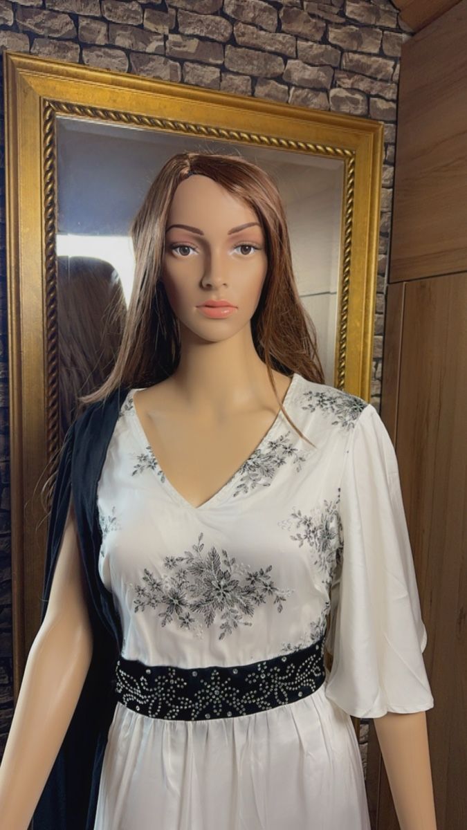 Vestiti: Elegantes Festtagskleid – Nuovo (secondo la descrizione) da Murgenthal venduto da mah_vy9v 2