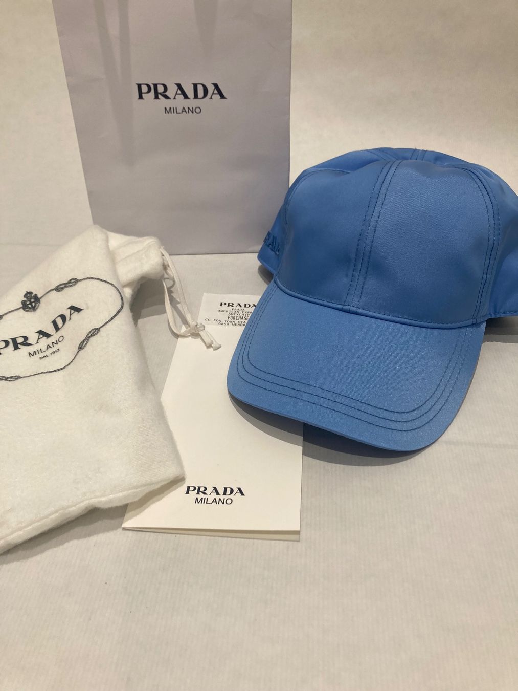 Prada Copricapi, berretti & cappellini: Prada HUT – Usato da Paradiso venduto da Kayakara 1