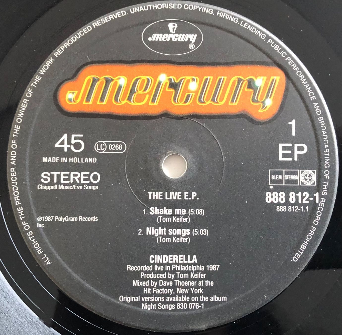Dischi in vinile: CINDERELLA - THE LIVE E.P. – Usato da Poliez-Pittet venduto da Newtown-Records 2