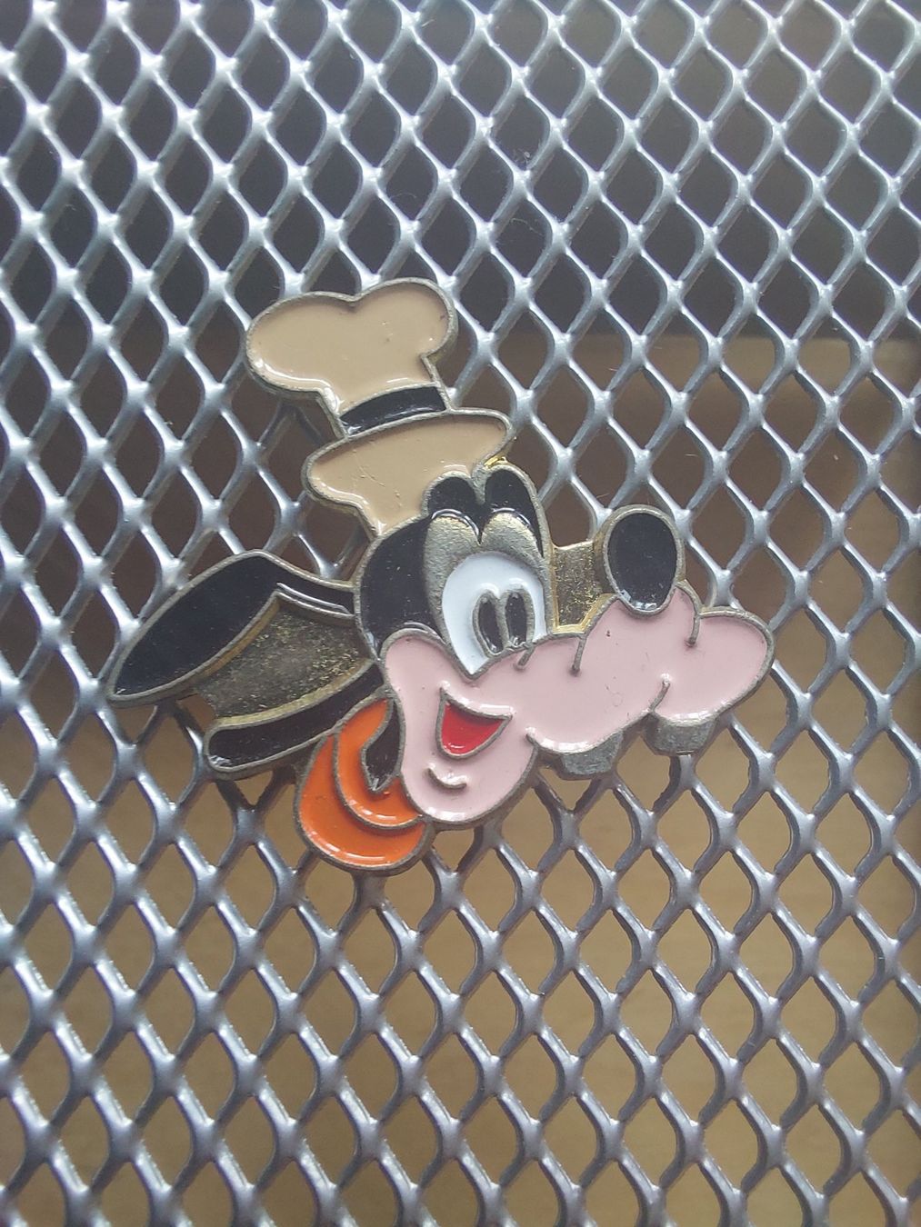 Disney Placchette & Badge: 7 DISNEY -  PIN – Usato da Gipf - Oberfrick venduto da Esnoopy 6