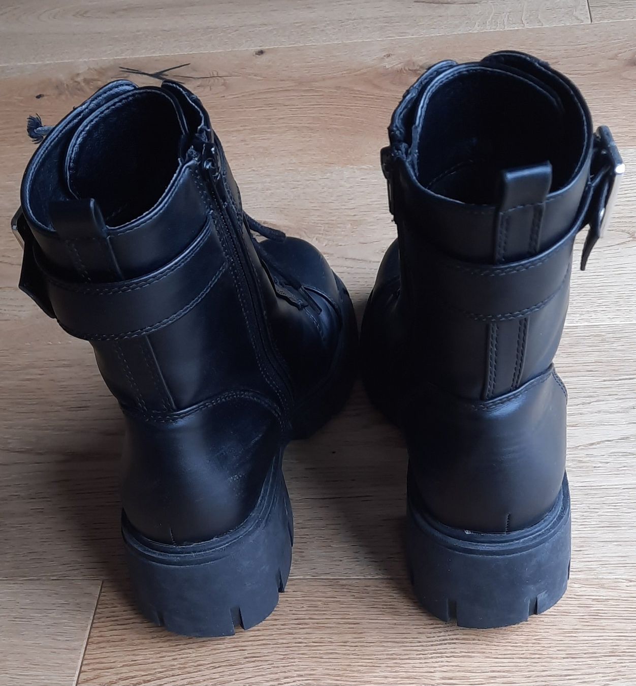 Chaussures filles: Stiefel-Schuhe Gr.36 – D'occasion à Kirchberg SG par renali 2