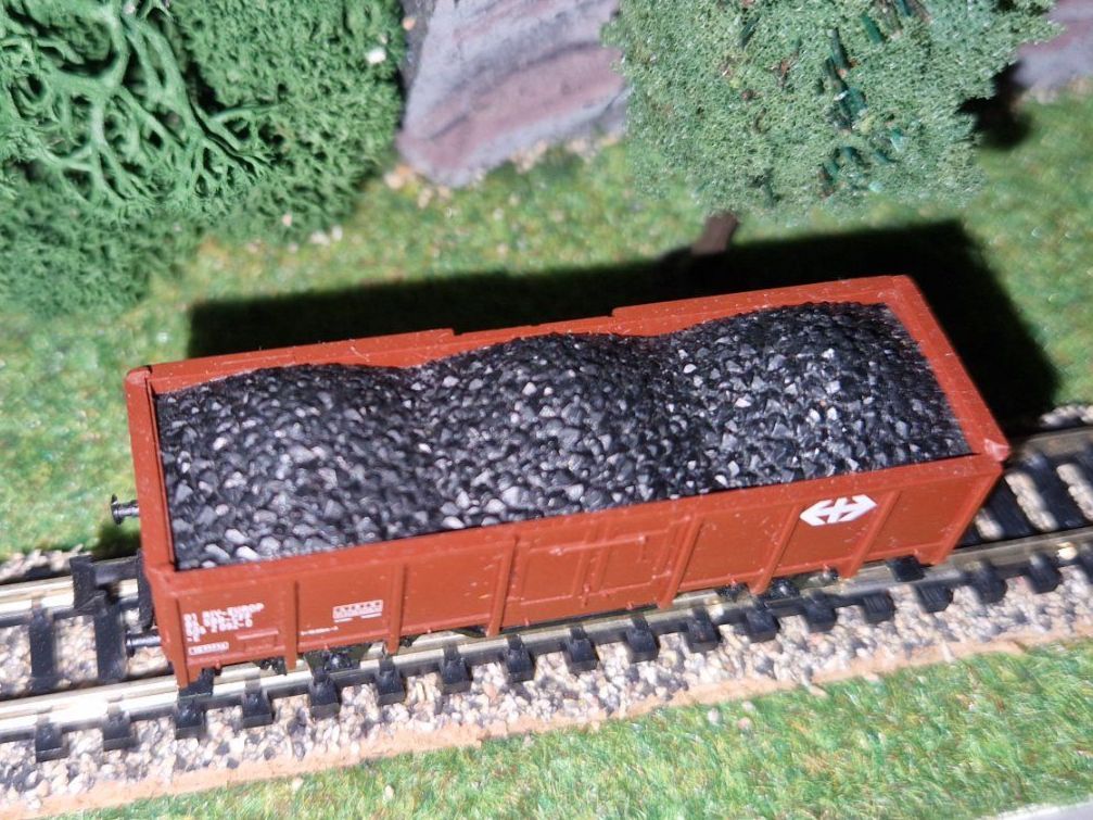 Trix Modellini di ferrovie: Minitrix SBB Güterwaggon mit Kohle Spur N – Usato da Unterengstringen venduto da Kab81 1