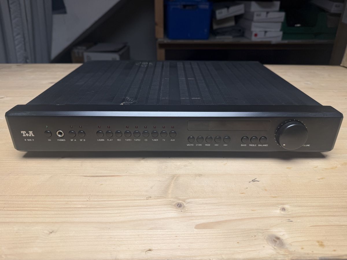 T+A Receiver: T+A R 1220 R Receiver gebraucht schwarz – Gebraucht aus dietlikon von avspalinger