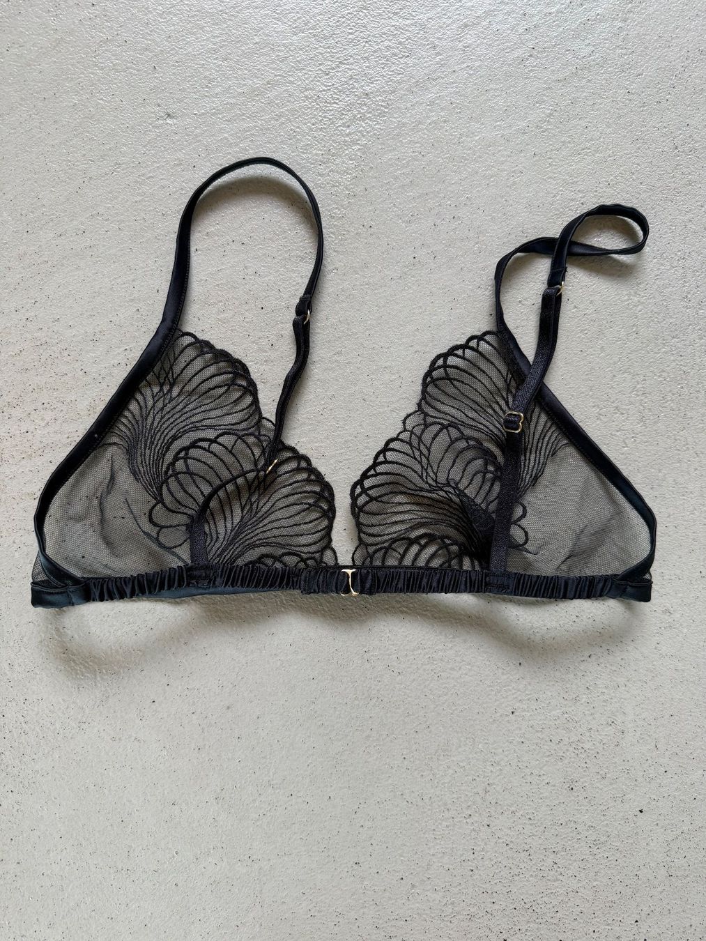 Altra biancheria intima: ZARA Bralette / Triangel-BH – Nuovo (secondo la descrizione) da St-George venduto da alaixee 2