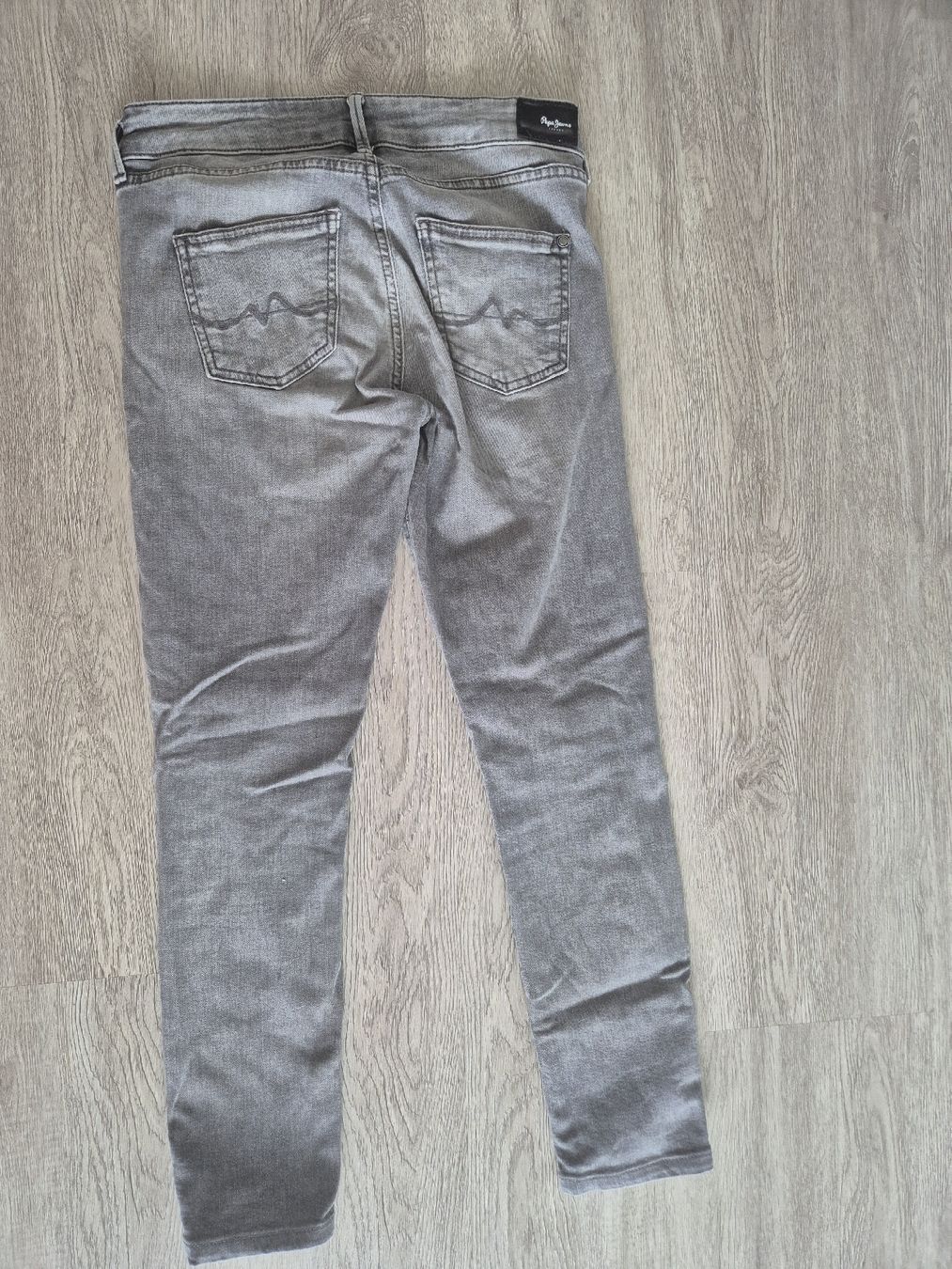 Pepe Jeans Jeans: Pepe Jeans Hose Gr. 27/30 – Usato da Weisslingen venduto da monkeyboarder 2