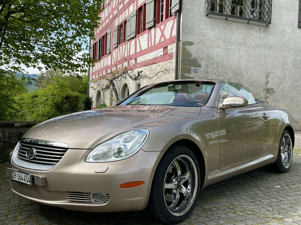 Cabriolet Coupé, Lexus SC 430, mit Metallverdeck, Youngtimer