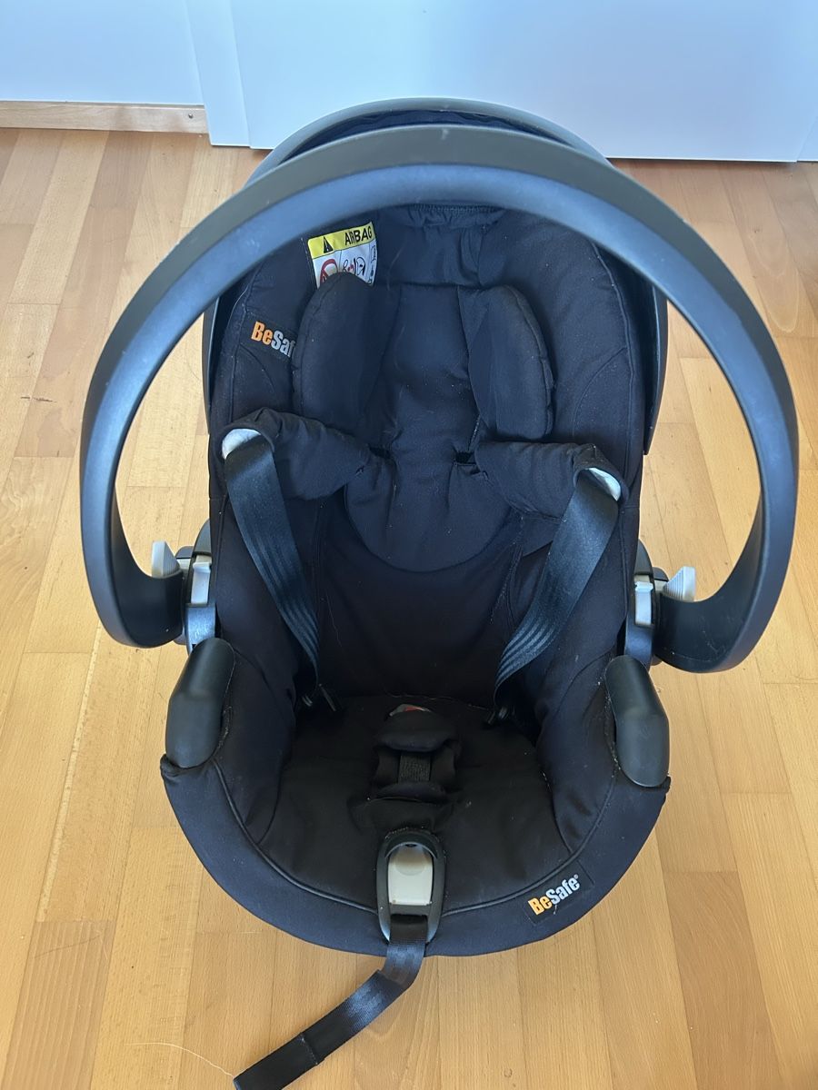 Seggiolini per auto: BeSafe Babyschale schwarz – Usato da Langnau am Albis venduto da Elli2013