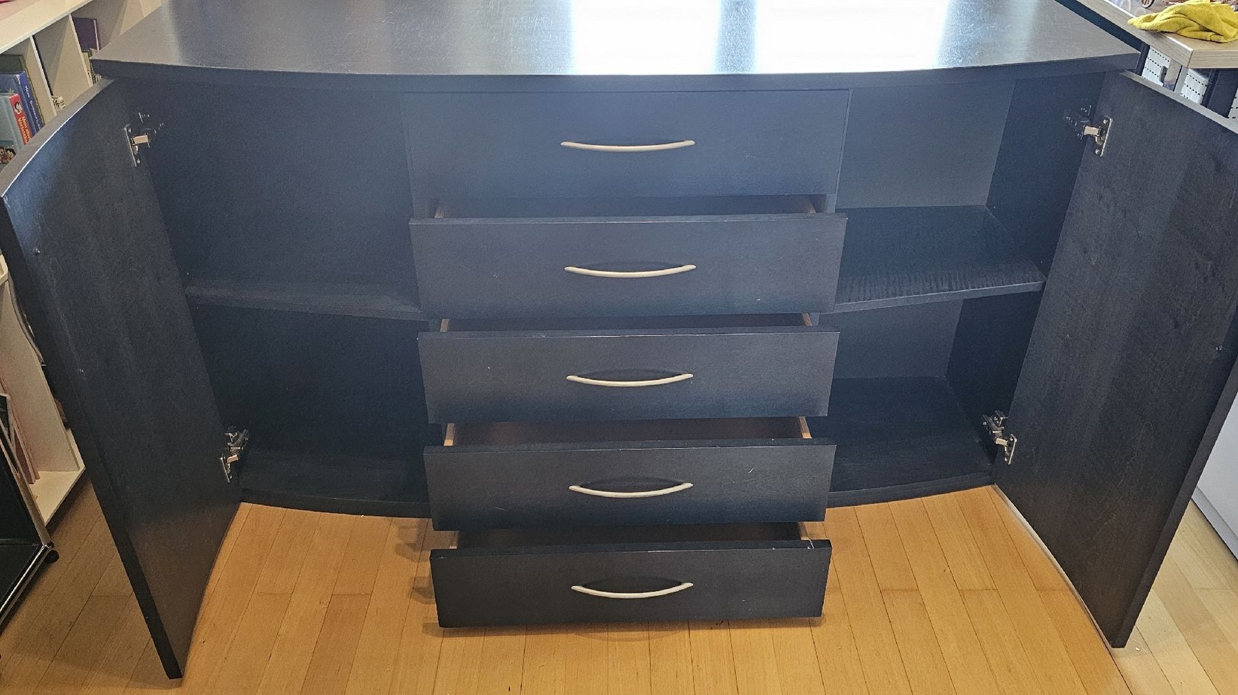 Commodes: Sideboard / Kommode schwarz mit 5 Schubladen und 2 Türen – D'occasion à Basel par Mazzo84 2