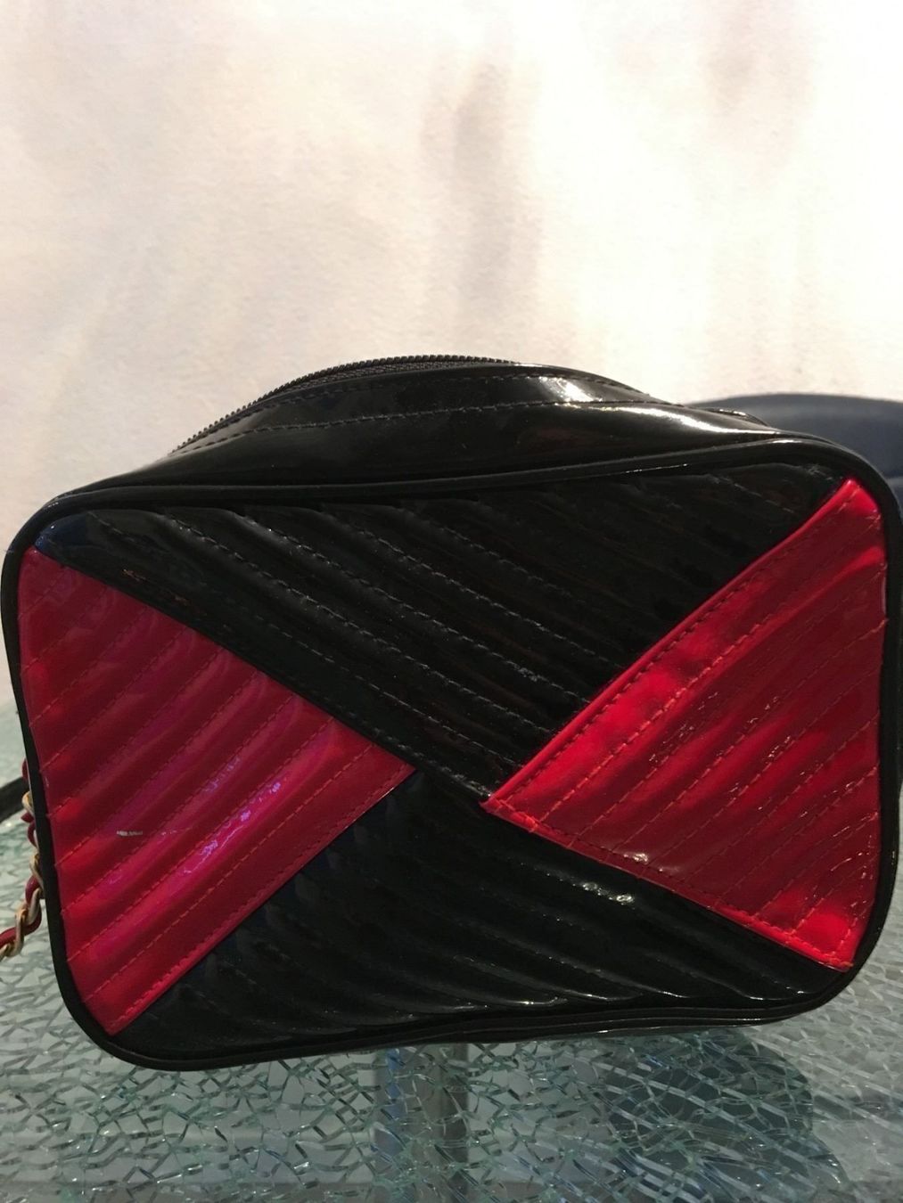 Borse da donna: schwarz/rote Lack Tasche – Usato da Oftringen venduto da andrax 2