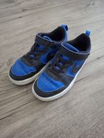 Nike Kinder Turnschuhe Grösse 30